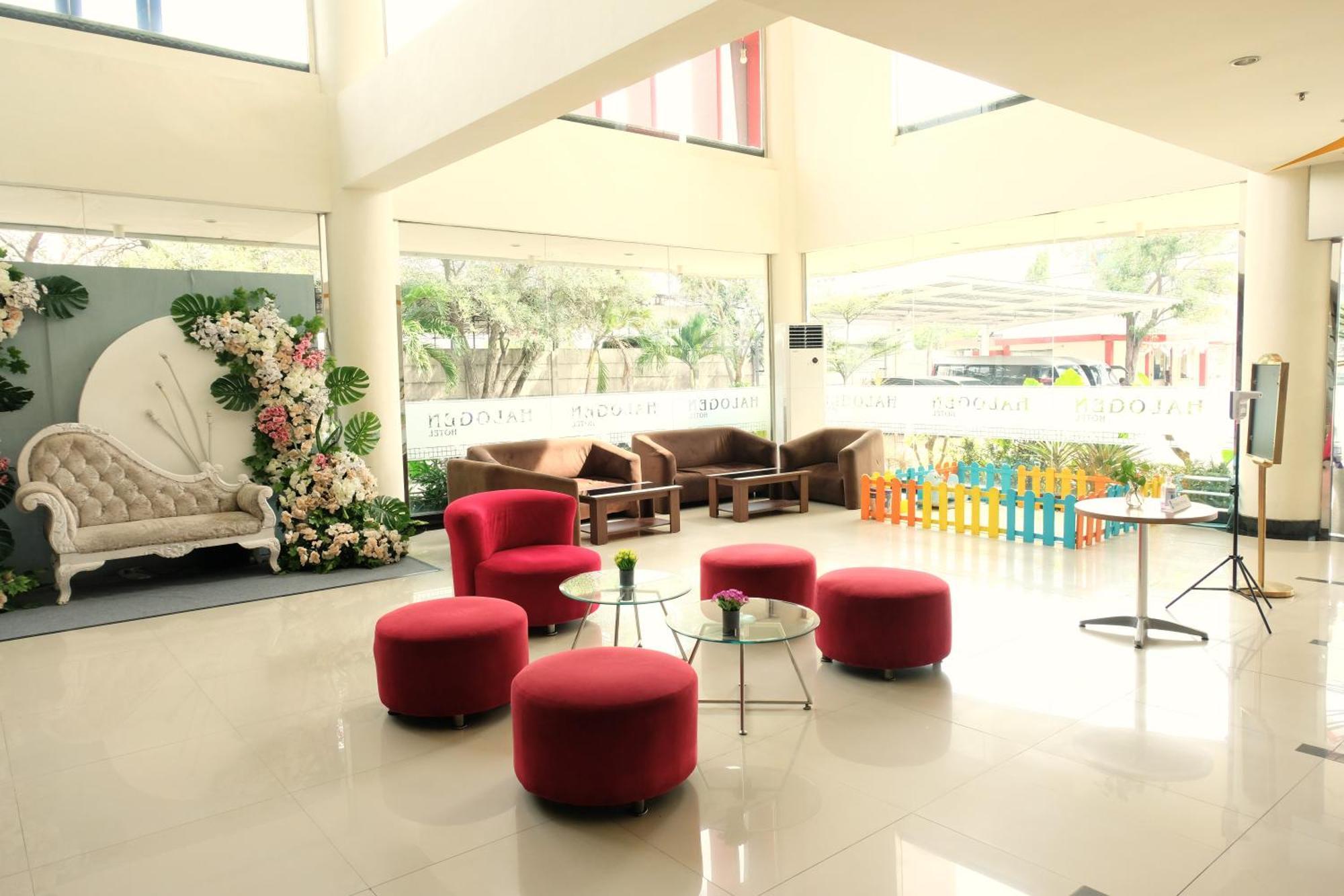 Halogen Hotel Airport Surabaya Sidoarjo Extérieur photo