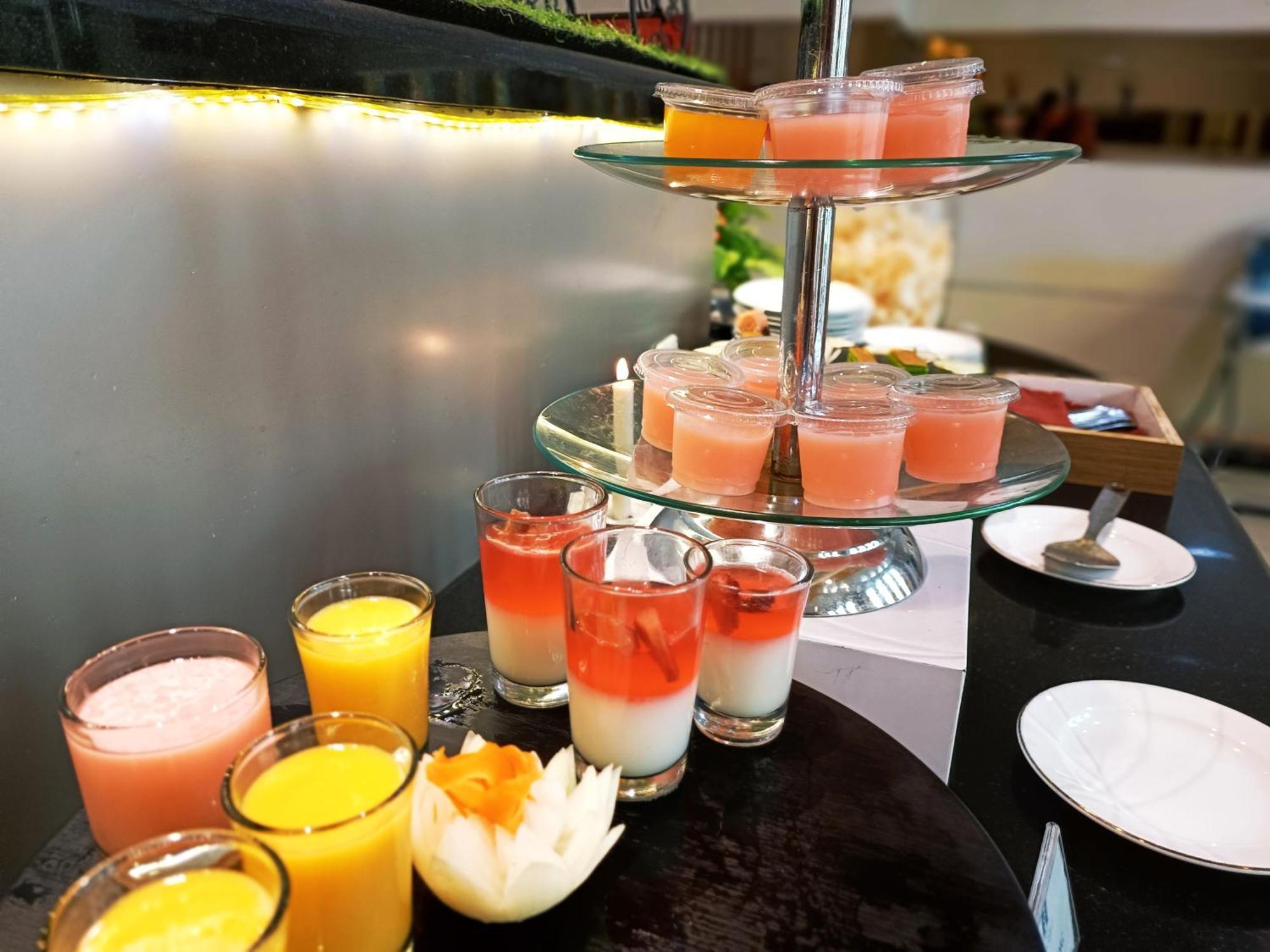 Halogen Hotel Airport Surabaya Sidoarjo Extérieur photo
